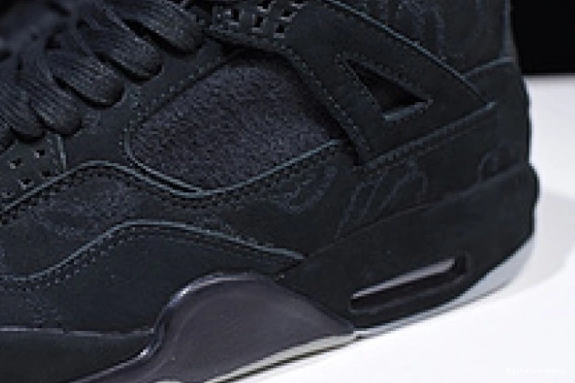 MaikeSneakers 4 Nike 930155 black kaws Air Jordan retro 001 0705